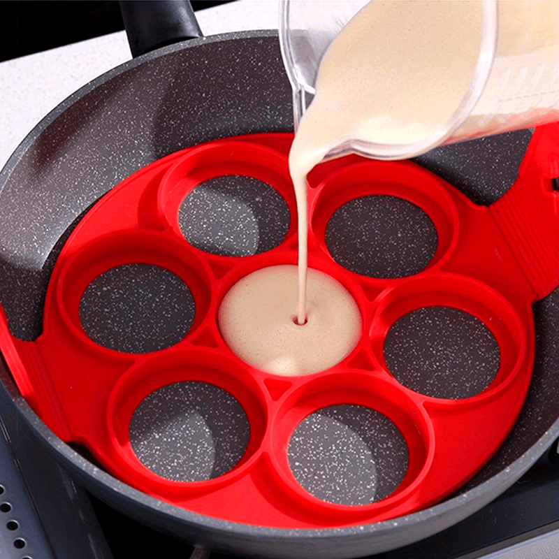 Baking Kitchen At Home - Stampi per pancake e uova in