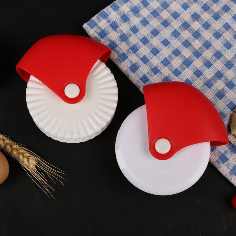 Tagliapasta a Rullo in Plastic - Kitchen Baking Decor recensione e prezzo